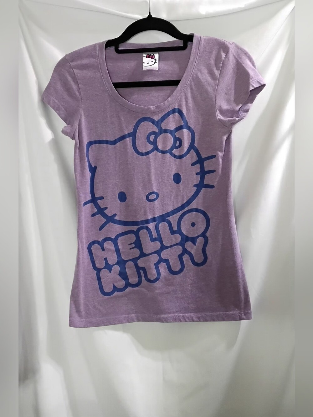 Hello Kitty Womens Purple Graphic Print Scoop Neck Cap Sleeve T-Shirt Size L Y2K